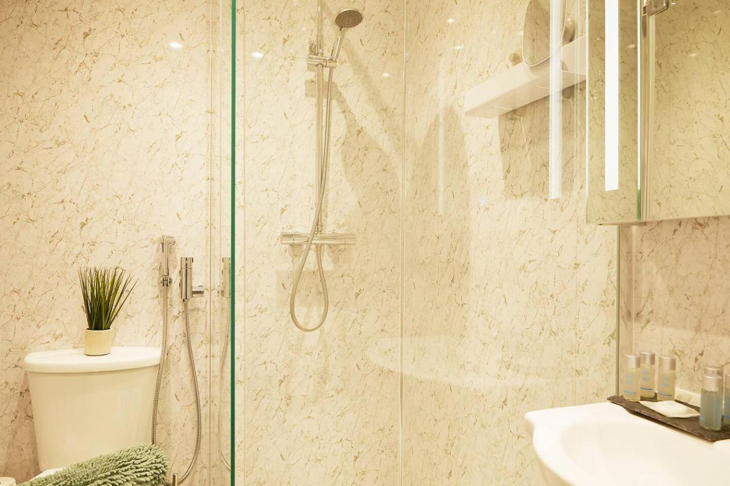 Sea View Serenity Breath Taking Sea View Sleeps 4 Scarborough Zewnętrze zdjęcie